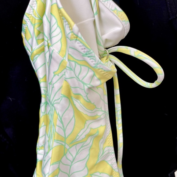 H&M One Piece Swimsuit NWT - Picture 2 of 9